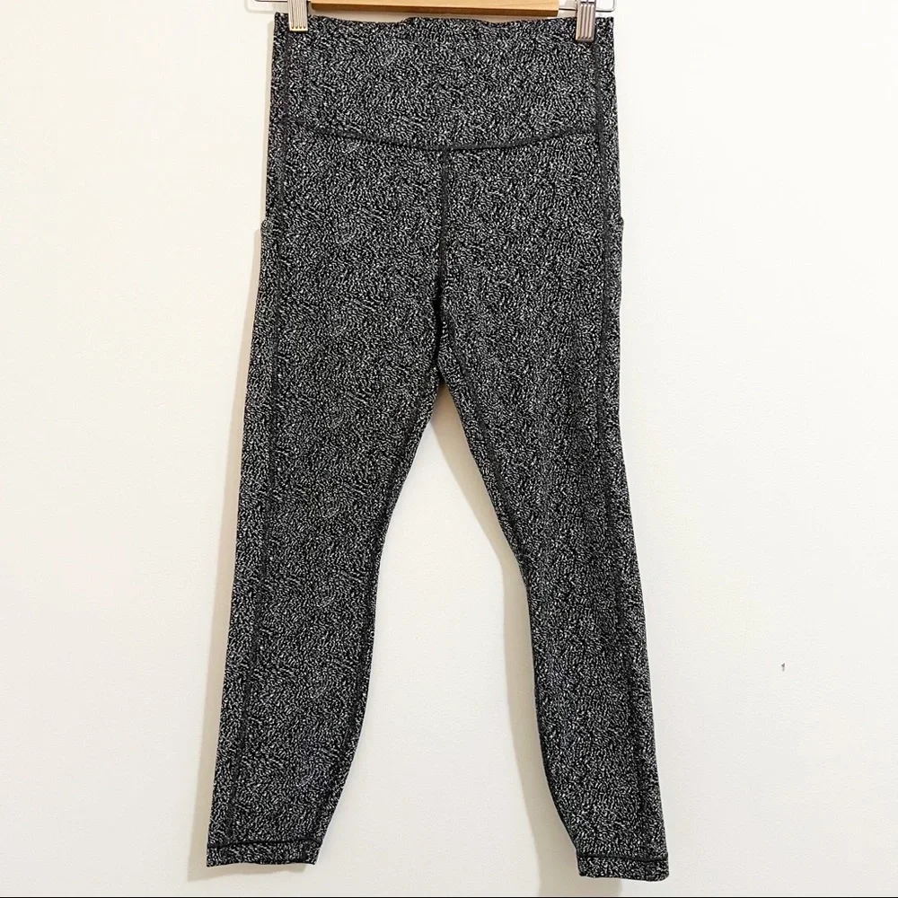 Athleta Ultimate Stash Pocket Textured Leggings